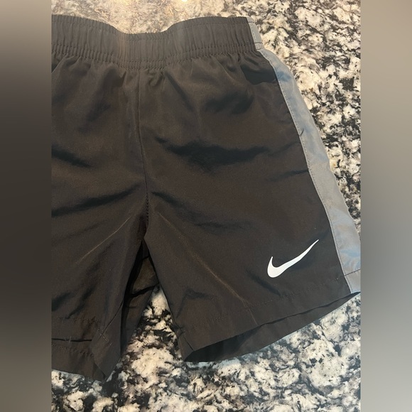 Nike Toddler Boy Shorts Black Gray ~DRI-FIT~2T (0788) - Picture 3 of 8